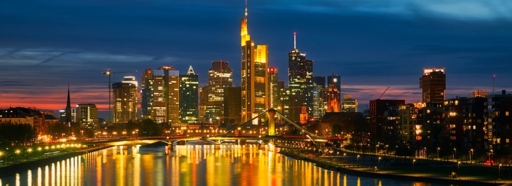 Geräumige 4 Zimmer Wohnung, mit Stellplatz Geräumige 4 Zimmer Wohnung, mit Stellplatz